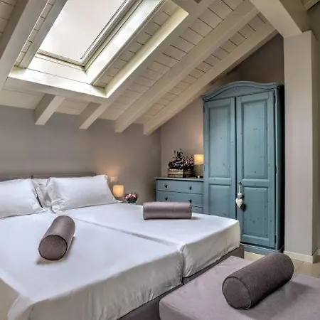 Sleeps 8 Pool Air Con Wifi *